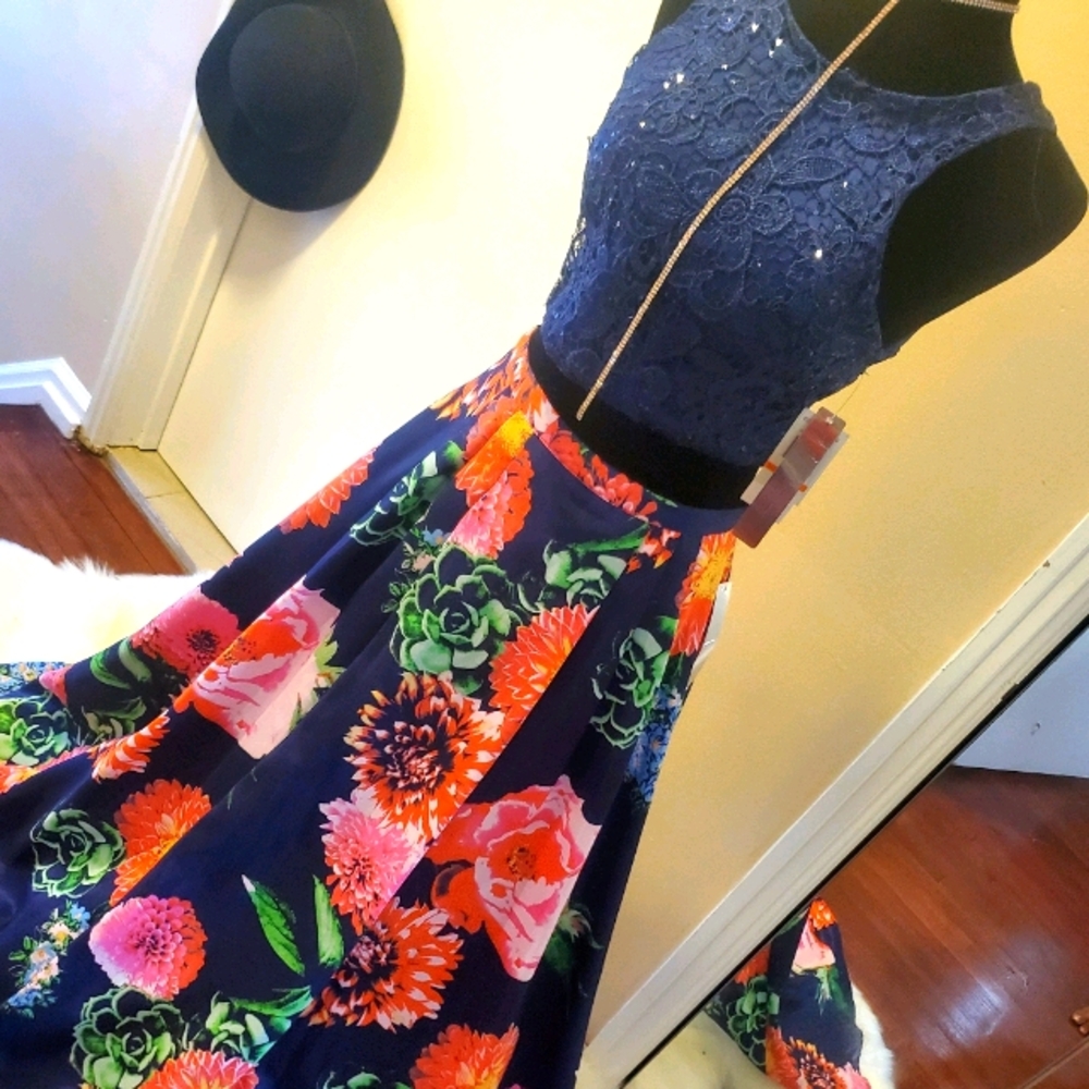 Formal sequin 2 pc